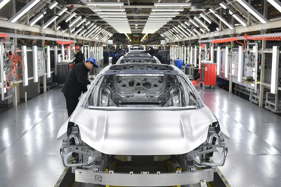 China’s Cars Gain Nearly 400kg In 12 Years