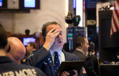 US Stocks Slump Sharply Amid Geopolitical & Rate Pressures